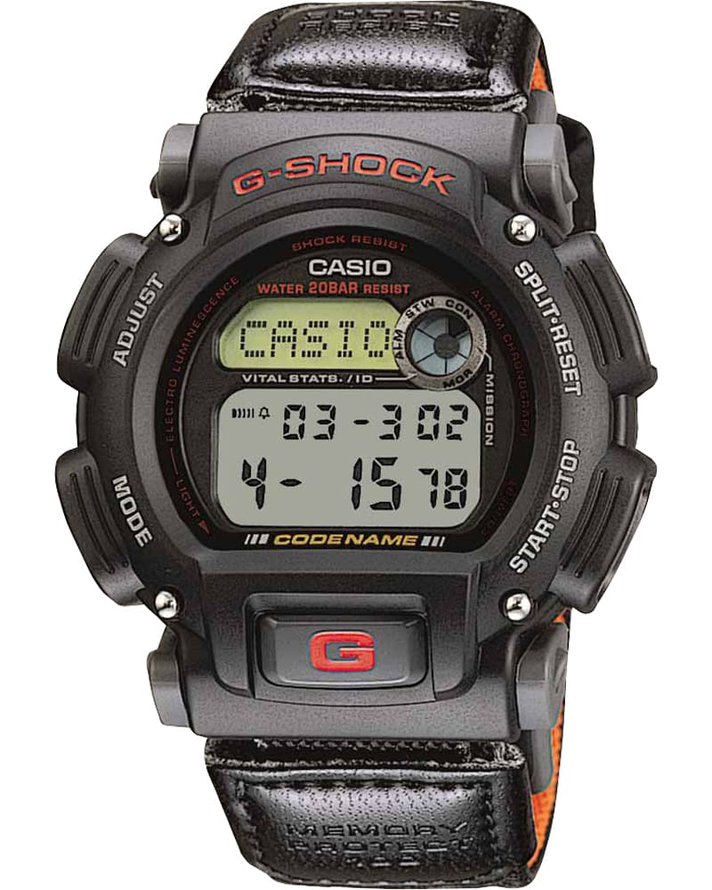 G-SHOCK "DW-8800BJ" mit robustem, rundem Gehäuse, roten Details auf dem schwarzem Gehäuse und schwarzem Lederband
