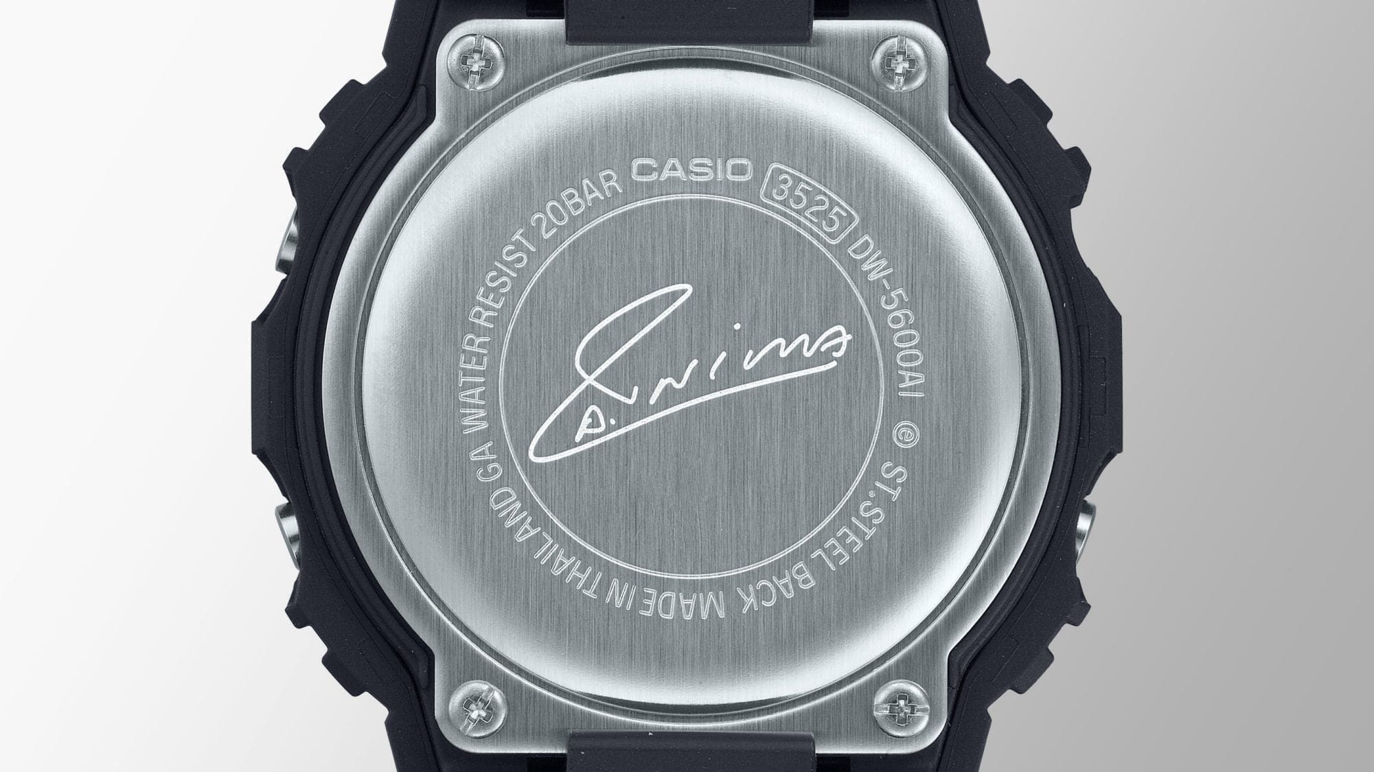 Case design telling Iniesta’s impressive story