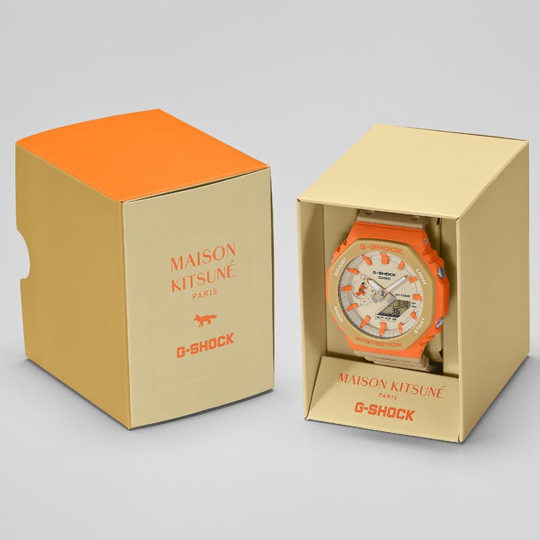 Packaging in beige and orange of the G-SHOCK x Maison Kitsune collaboration watch