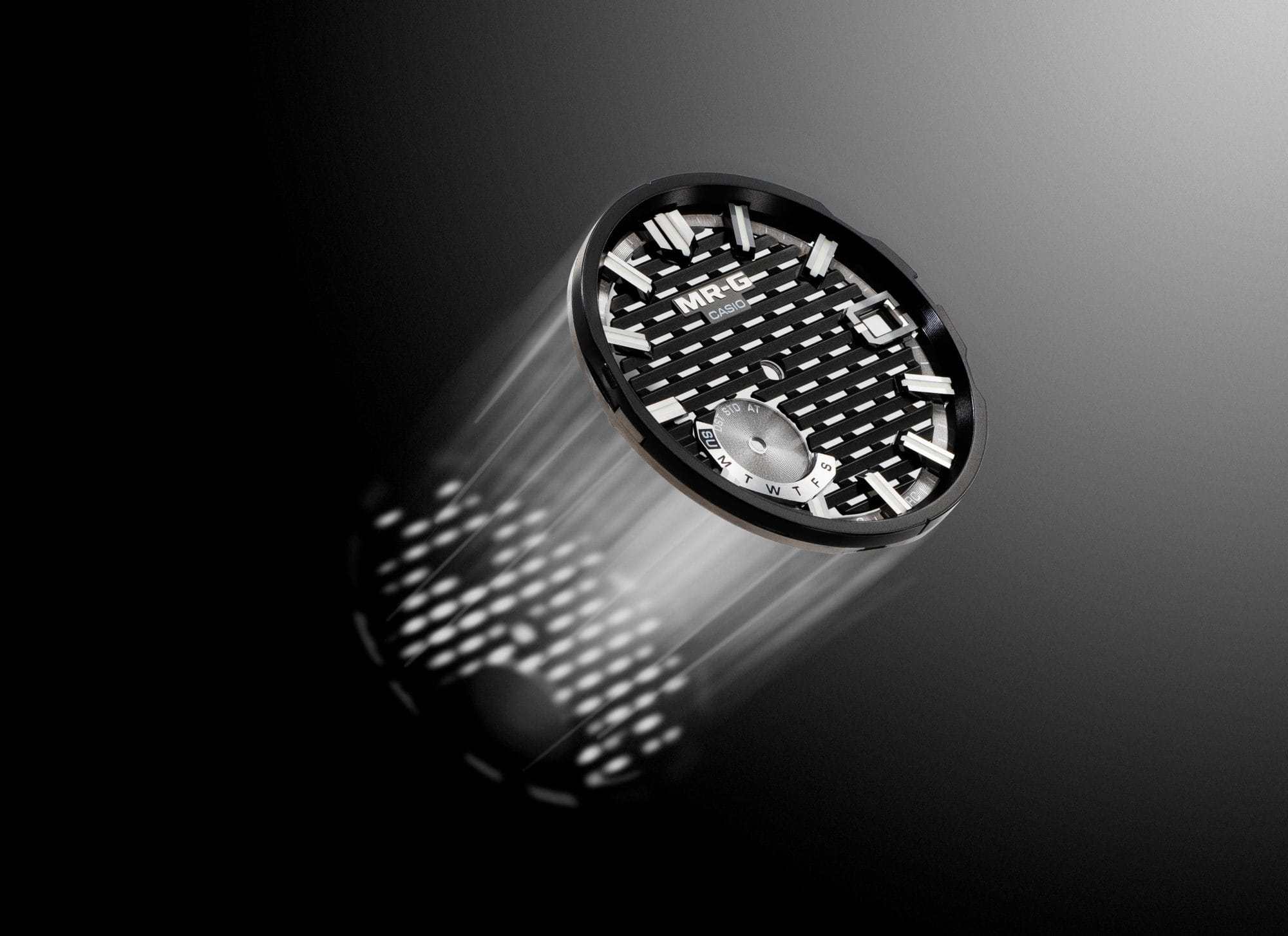 Kigumi dial design realized through the combination of all