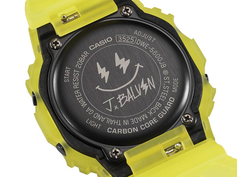 Dos de la montre de collaboration J.Balvin avec logo gravé