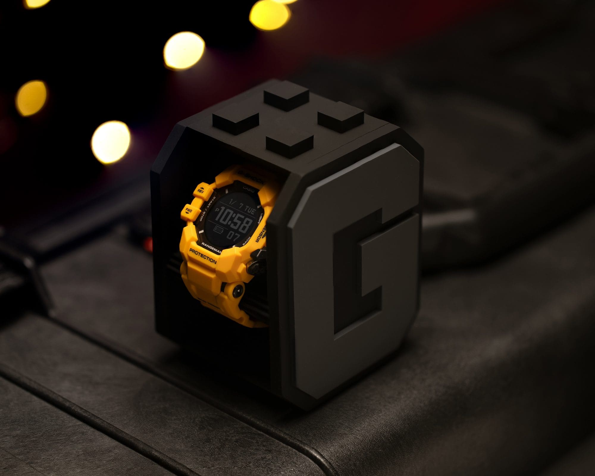 G-SHOCK Stacking Watch Stand, Set of 2（GS-STWATSTD2P)