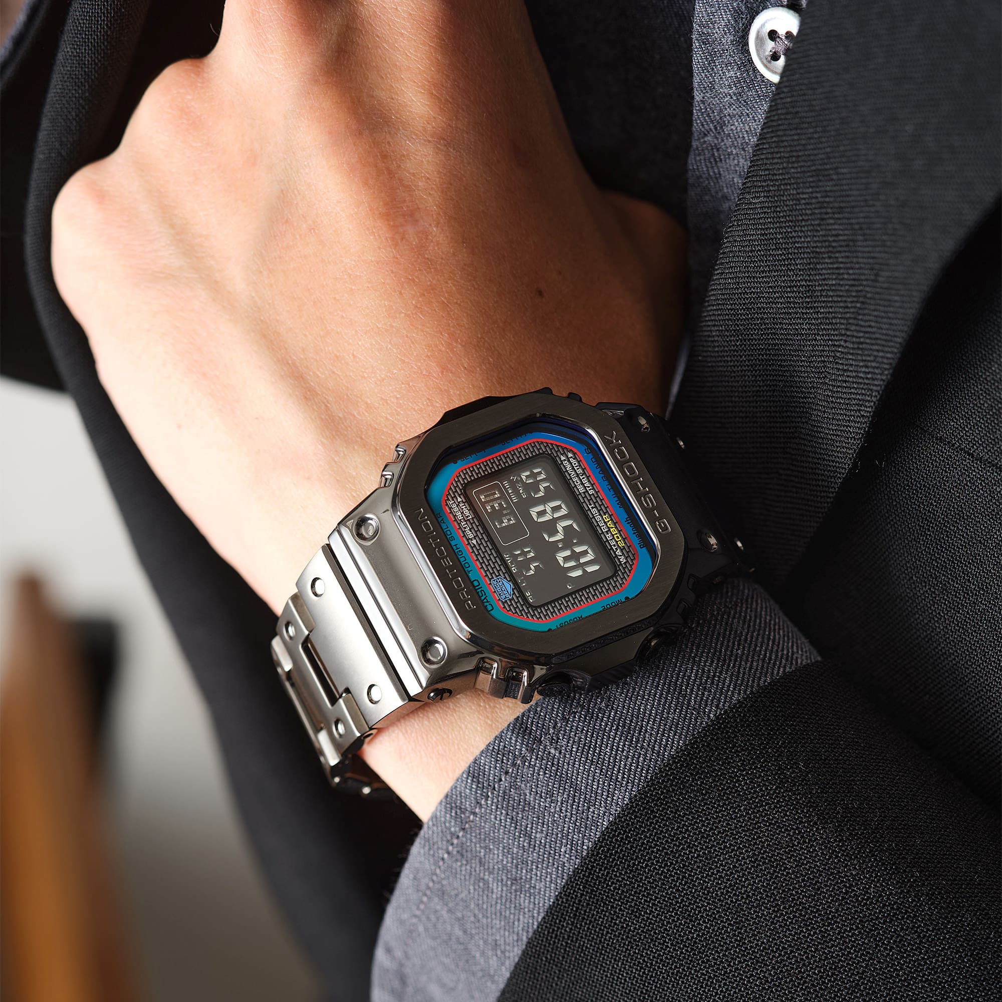 Image of someone wearing the GMW-B5000BPC-1