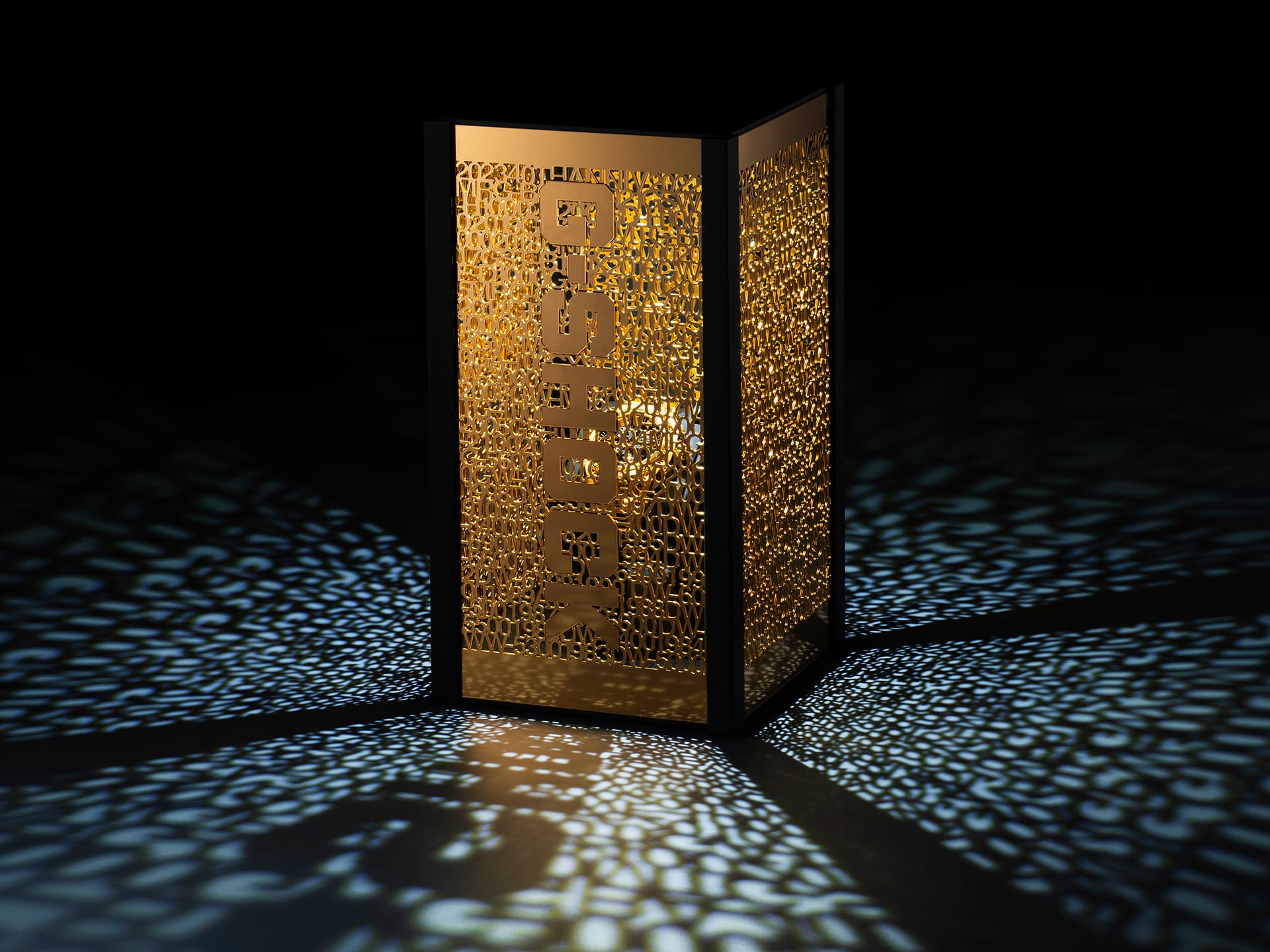 La confezione traslucida dell'orologio G-SHOCK oro.