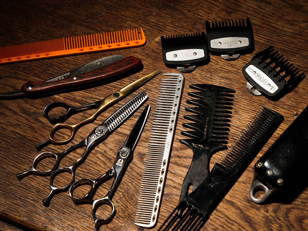 MR.Brothers hair-cutting tools