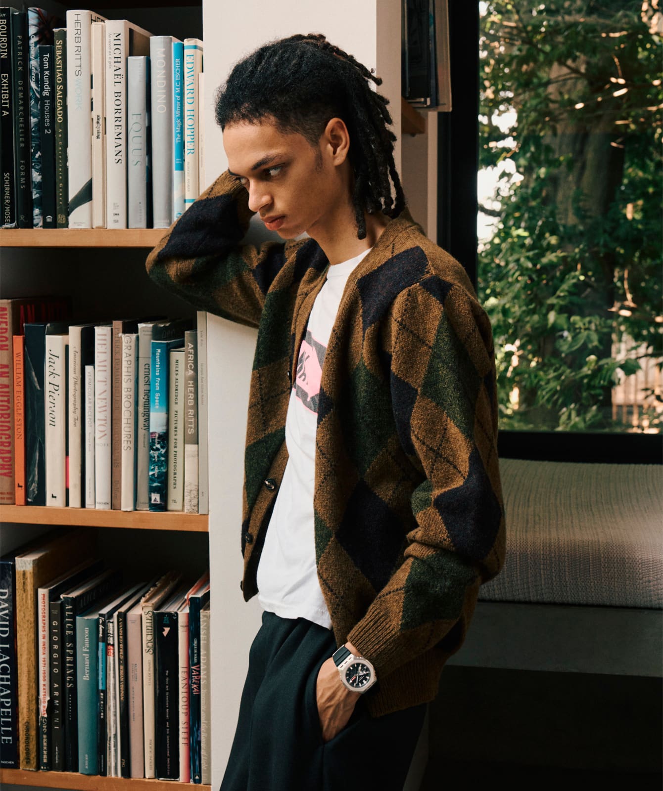 GM-2100M-1Aを着けている男性の画像