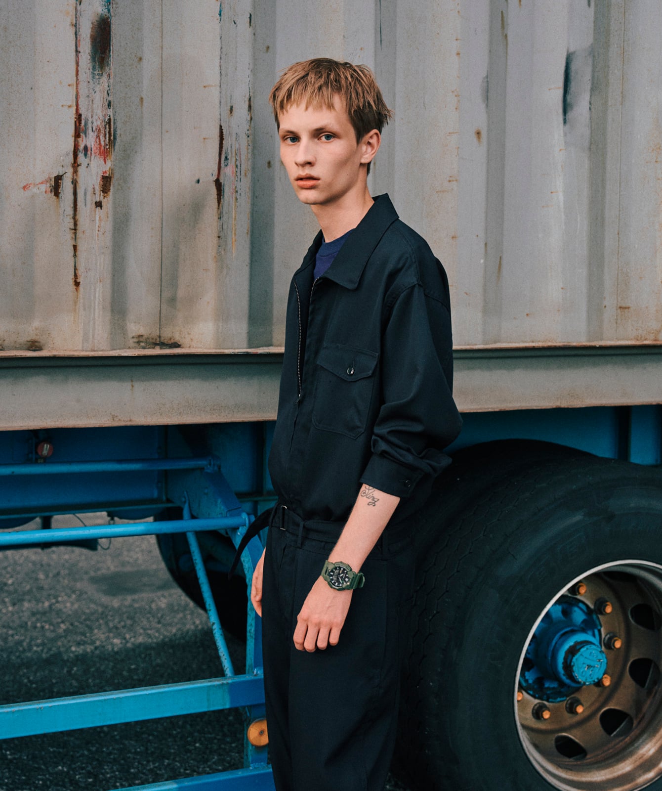 GA-B010-3Aを着けている男性の画像