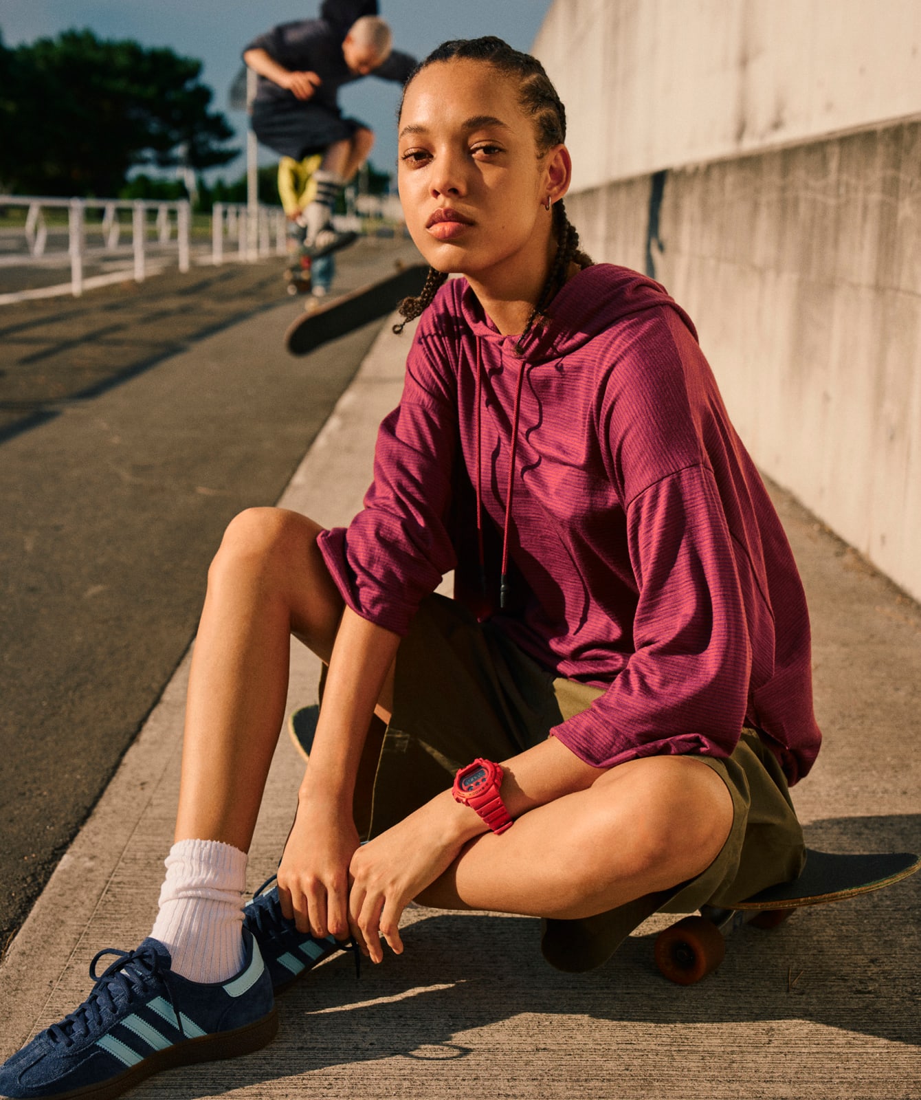 Imagen de alguien usando el DW-6900RRB-4