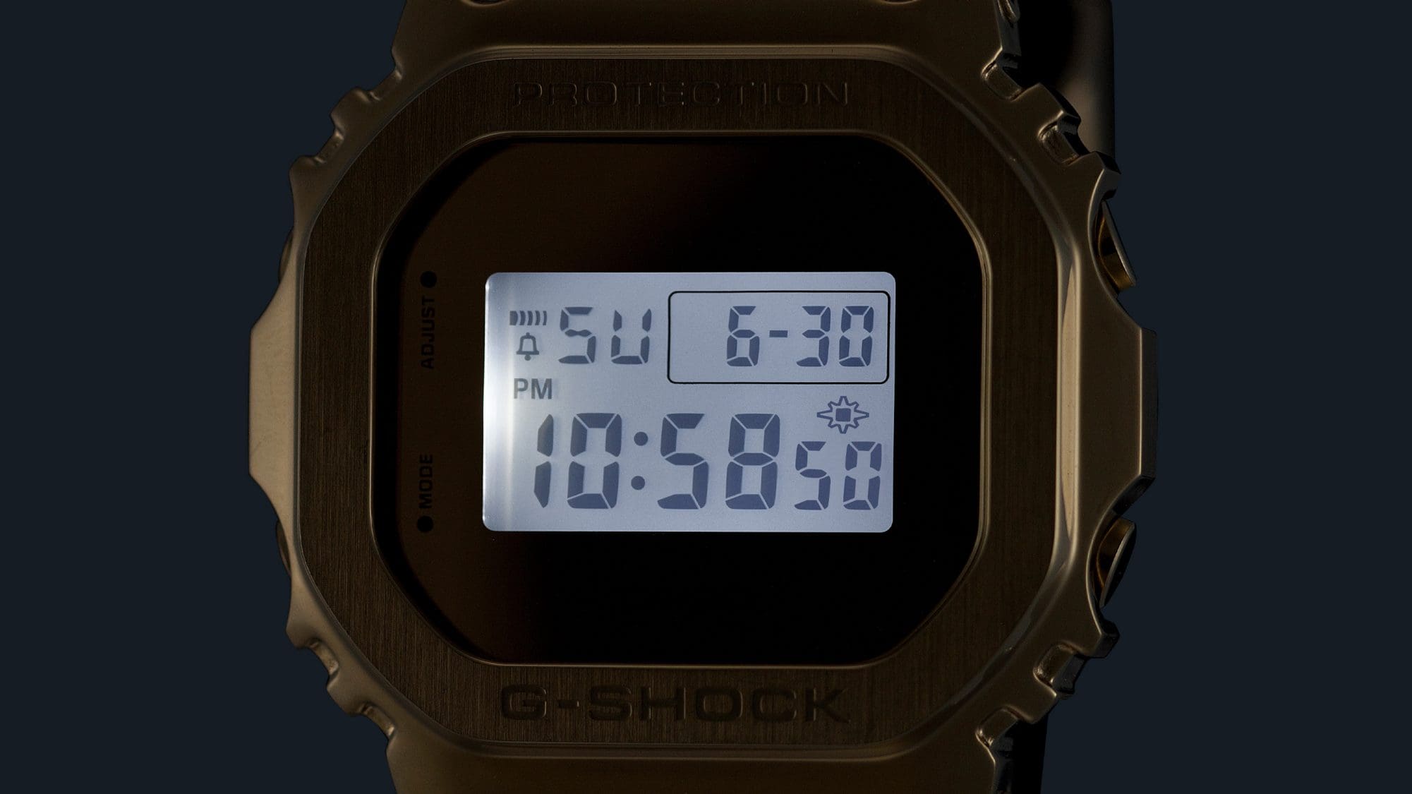 Super Illuminator (luz LED de alto brillo) para mantener la legibilidad del reloj en la oscuridad