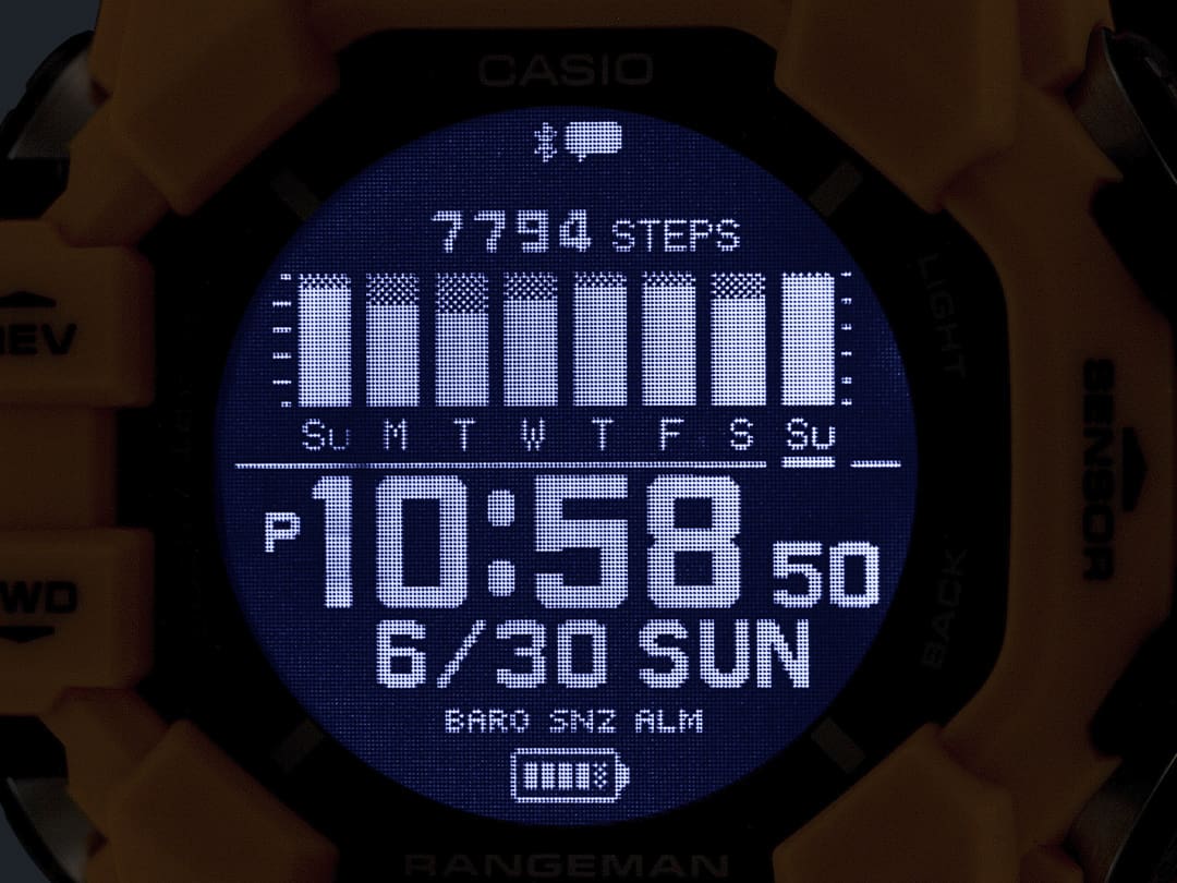 Super Illuminator (retroiluminación LED de alto brillo completamente automática) para mantener la legibilidad del reloj en la oscuridad