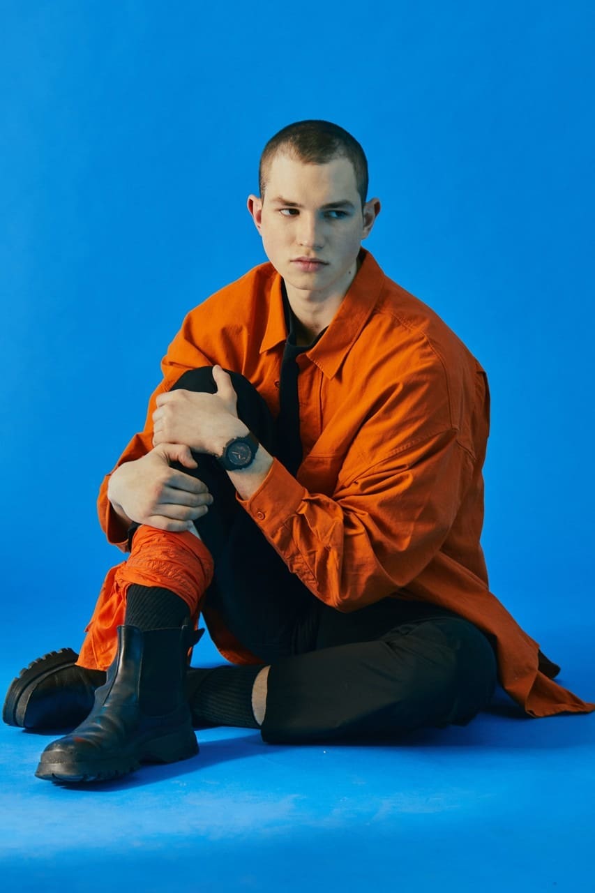 GA-2100-1A4_Lifestyle_2