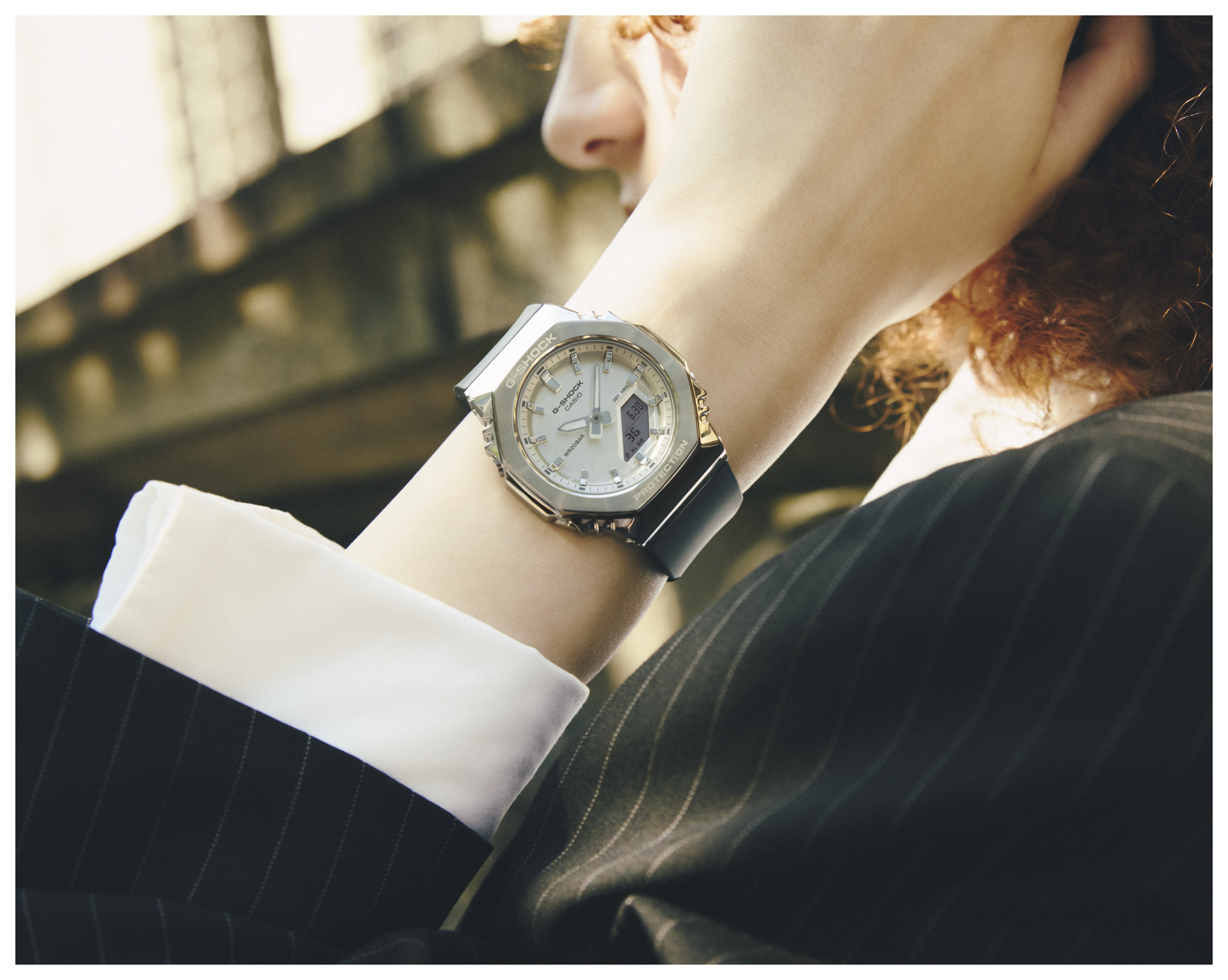 Close-up image of a woman wearing GM-S2110-1A7.