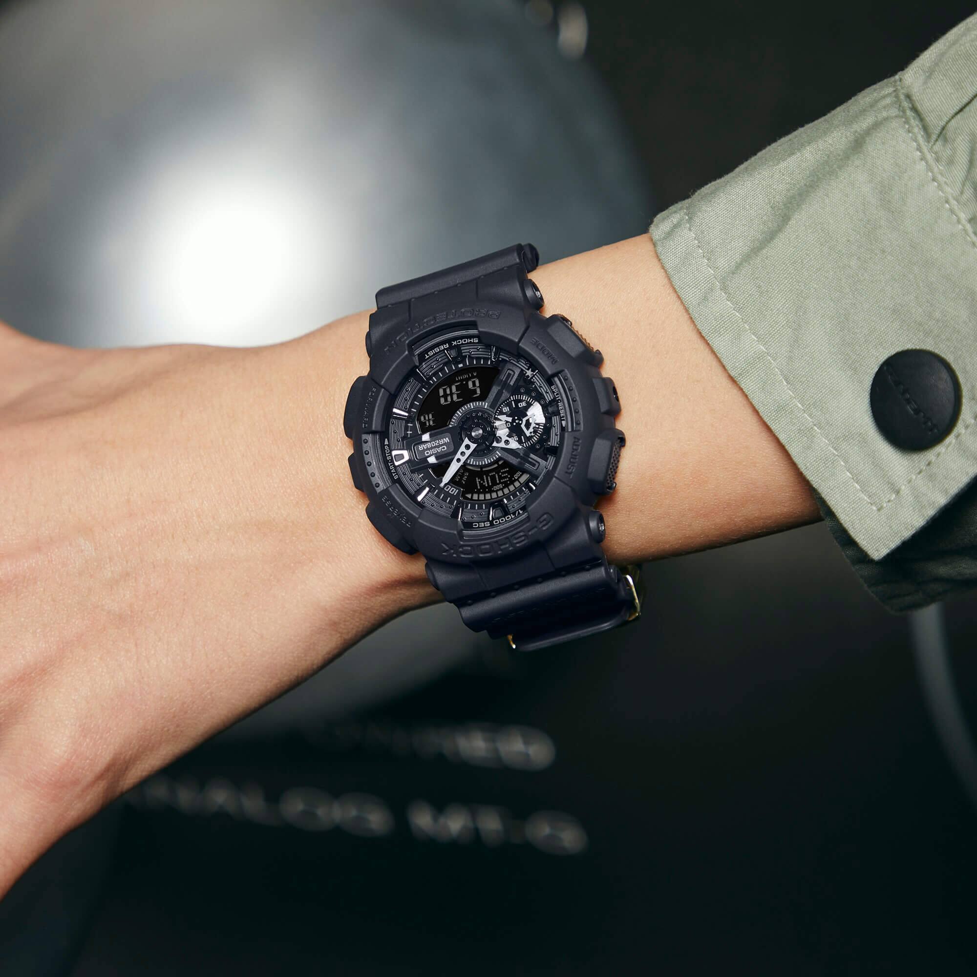 G-SHOCK relógio "GA-114RE-1A" totalmente em preto, com bracelete em resina, mostrador analógico