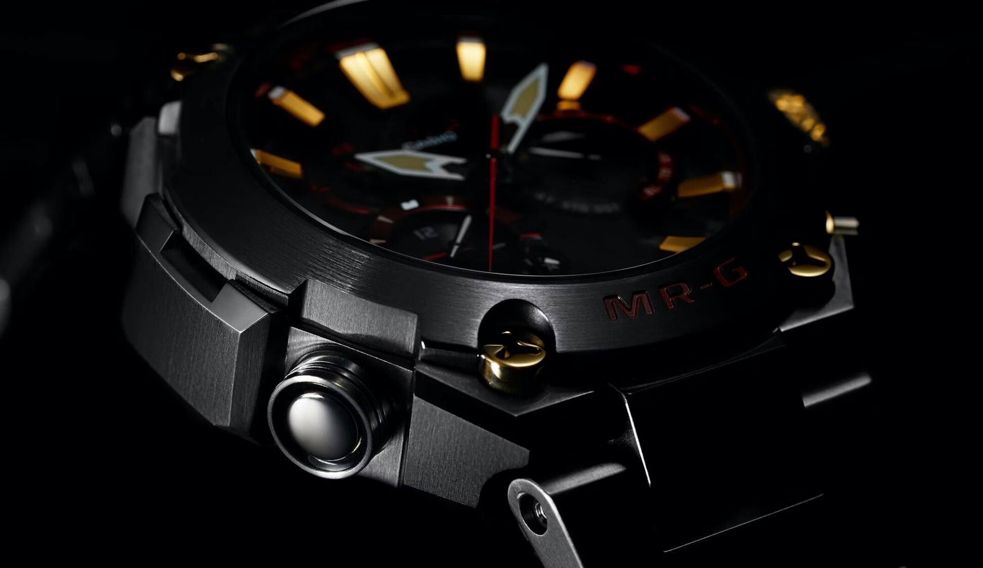 Hodinkee_MRG-B2000B_Bezel Details 3