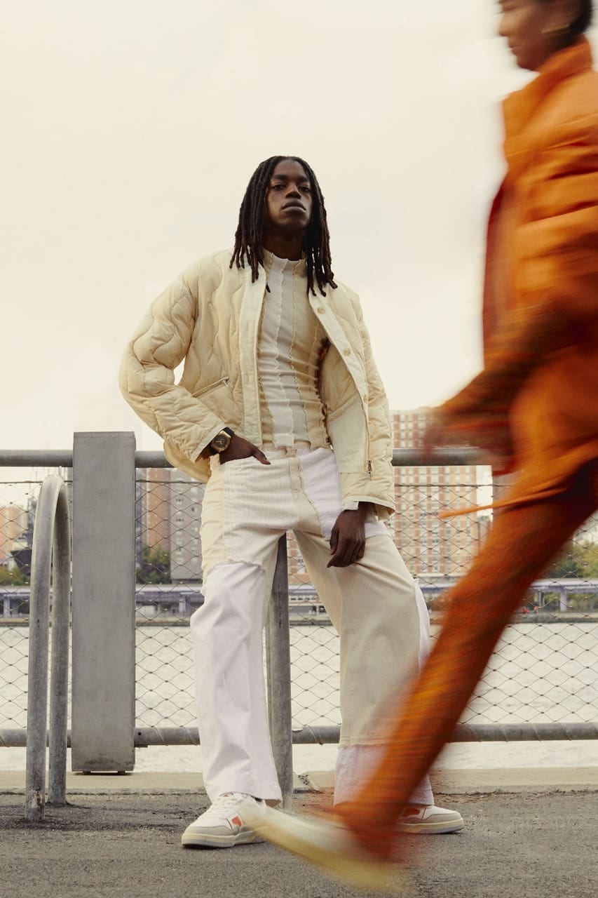 Hypebeast_BlackGold_GM-2100G-1A9_Lifestyle 4