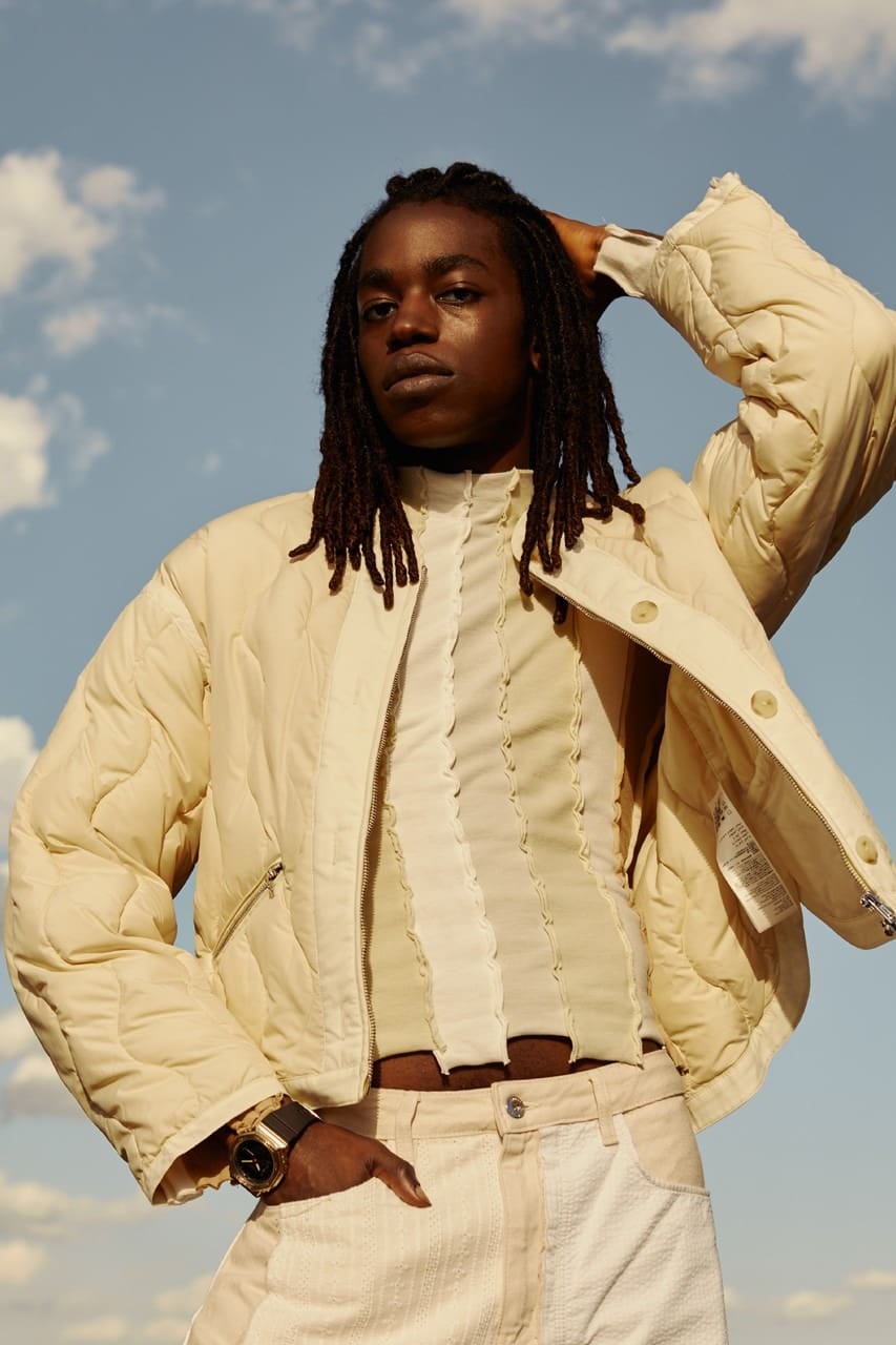 Hypebeast_BlackGold_GM-2100G-1A9_Lifestyle 3