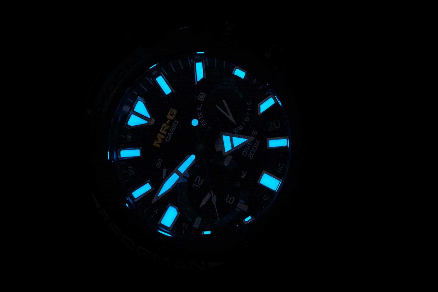 Revolution_MRG-BF1000R_Frogman_Illuminator