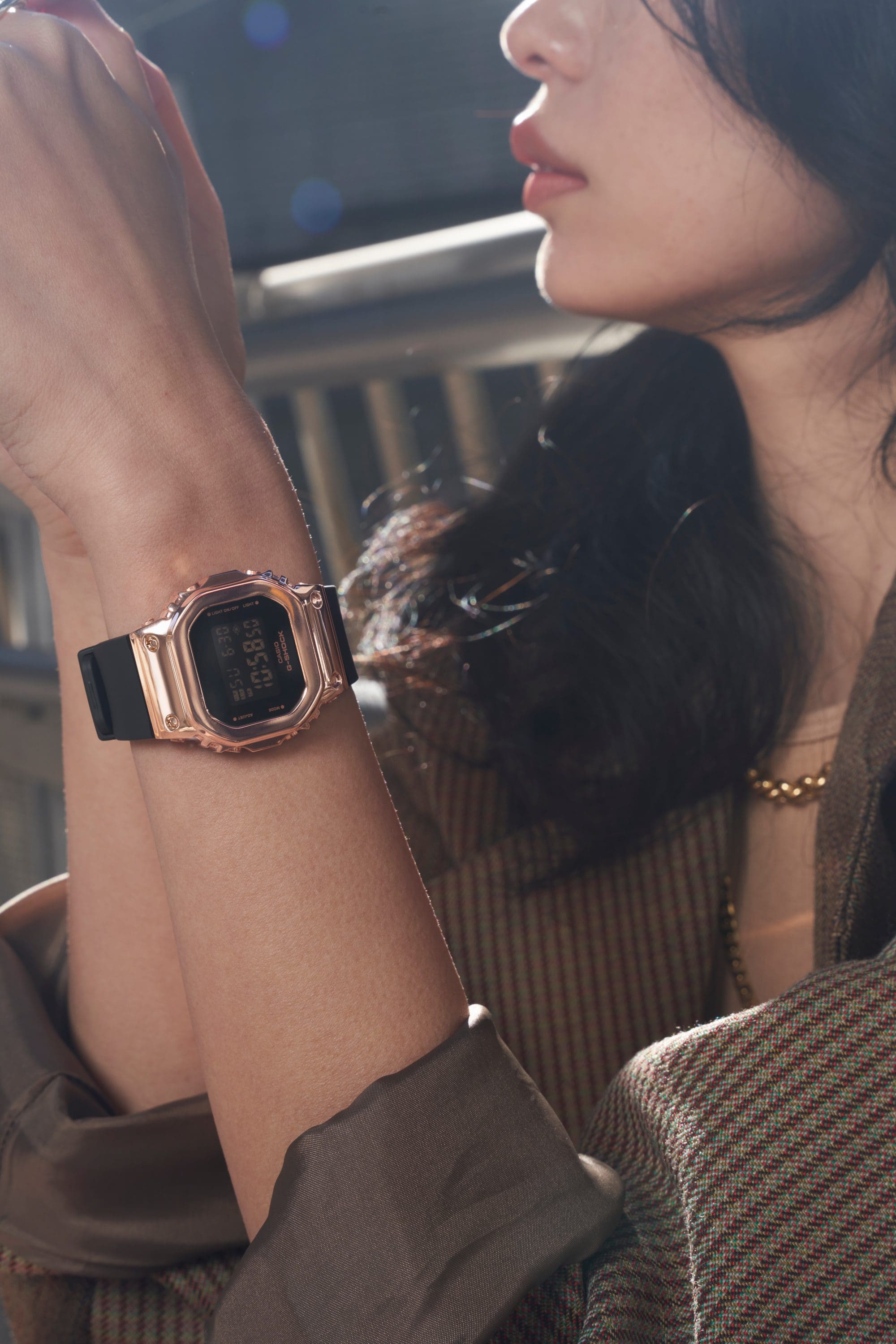 Stylish-with-G-SHOCK_GM-S5600PG-1_Lifestyle 2