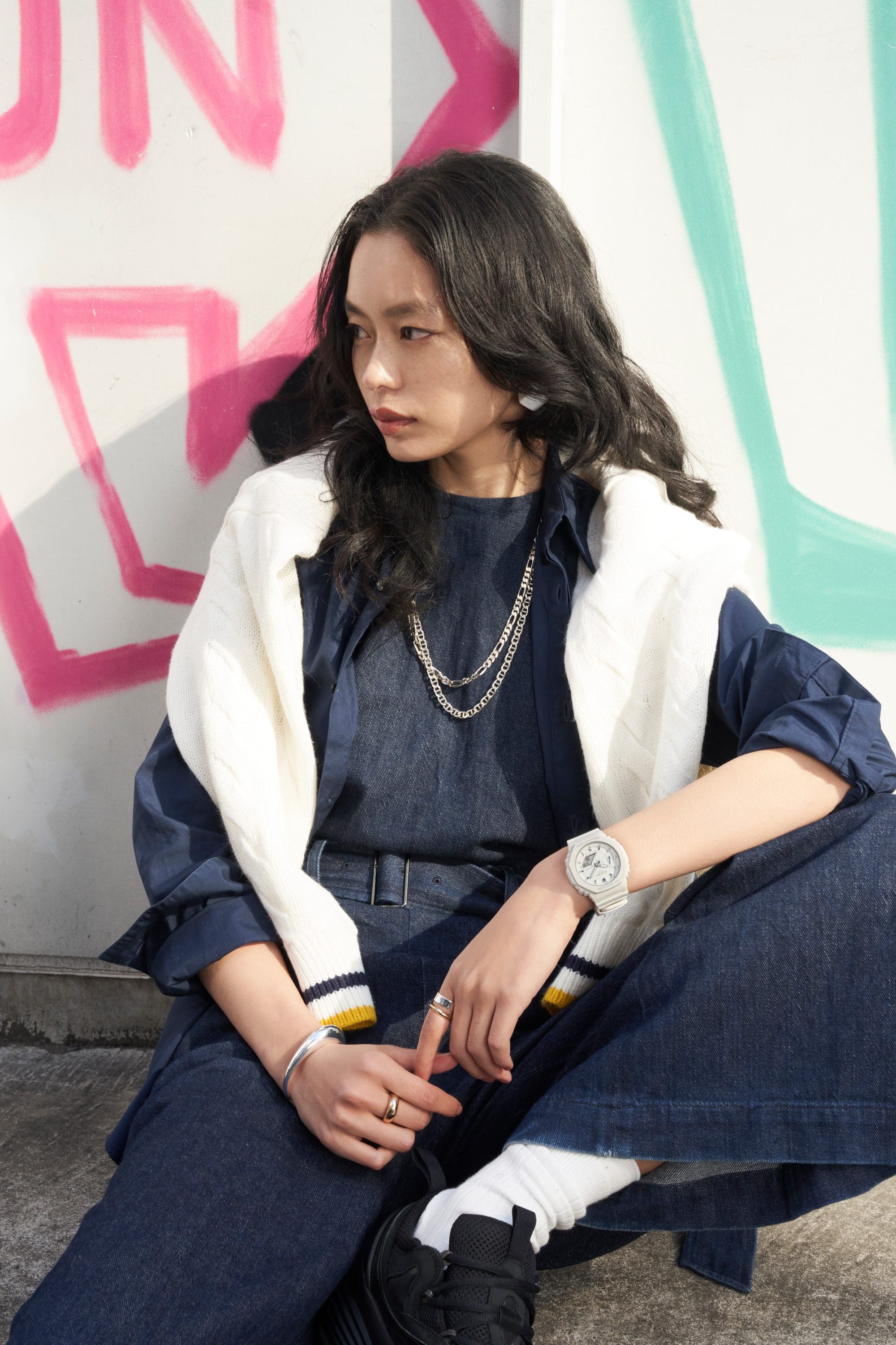 Stylish-with-G-SHOCK_GMA-S2100-7A_Lifestyle 1