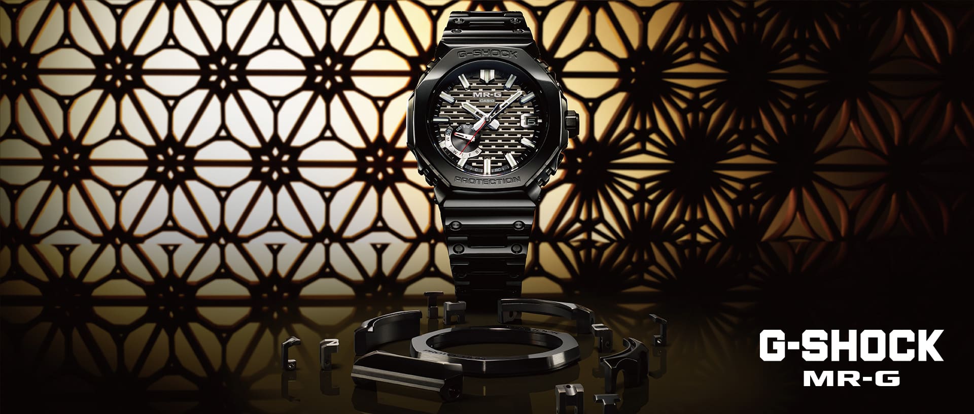 CASIO G-SHOCK MRG-210 チタン製 日本伝統の「兜」をモチーフとした、チタン製G-SHOCKが堂々登場