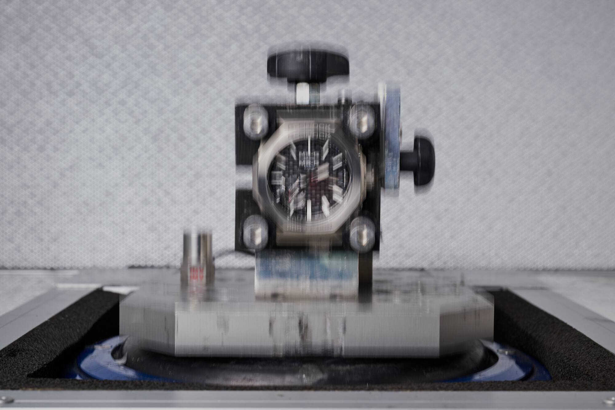 Titreşim direnci testi görüntüsü