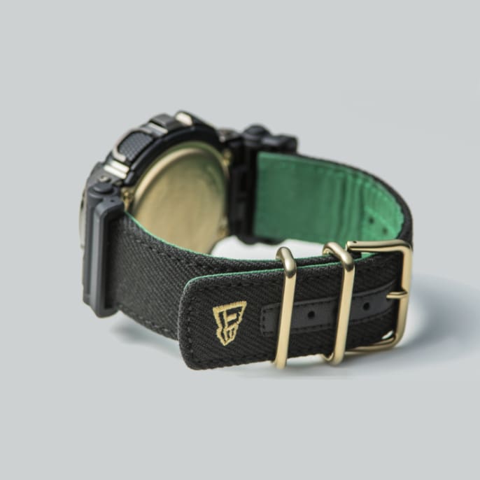 Reverse side of the collaboration model by G-SHOCK and NEW ERA: GM-110NE-1AER