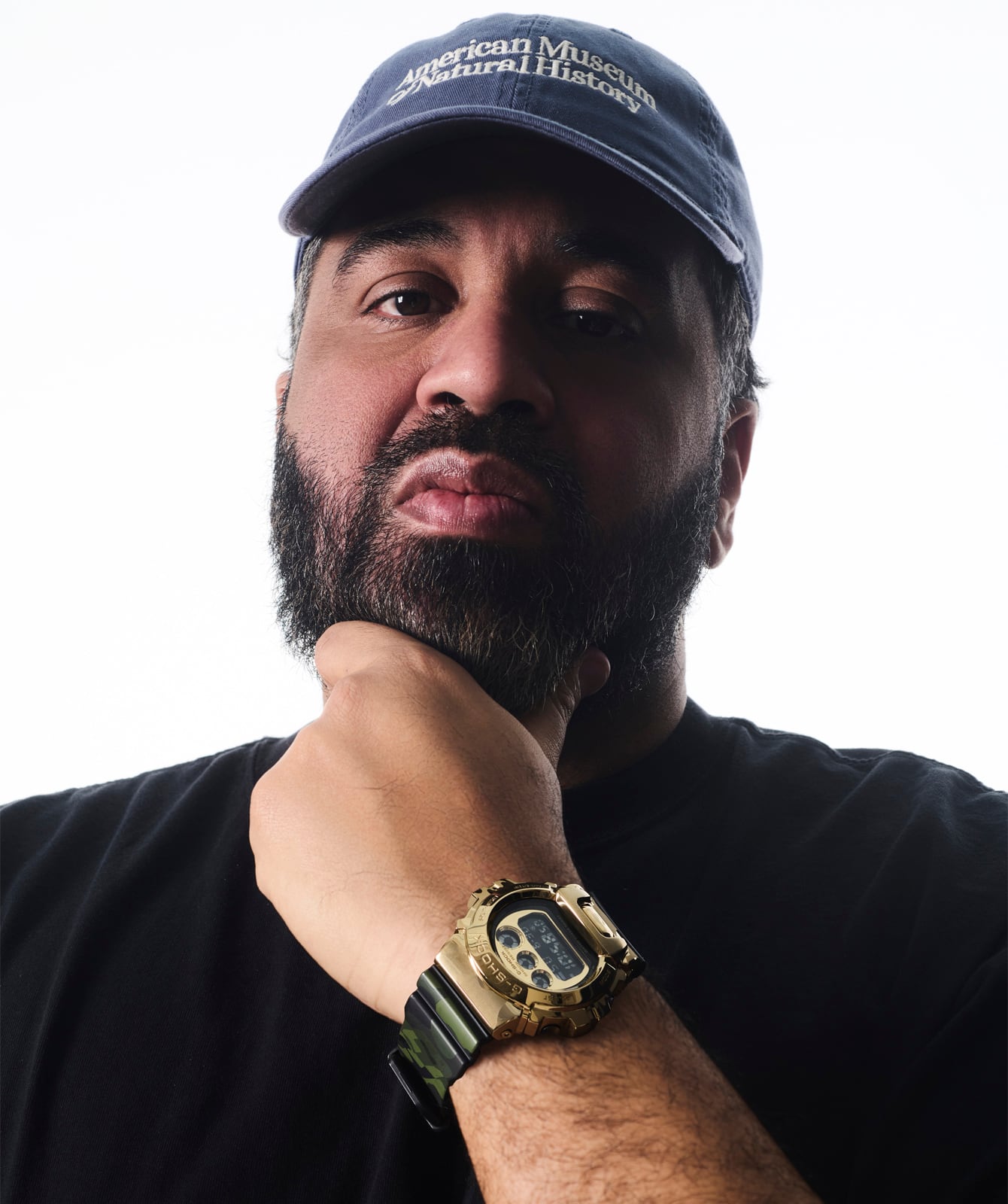 Image of a man wearing the GM-6900CMG-3