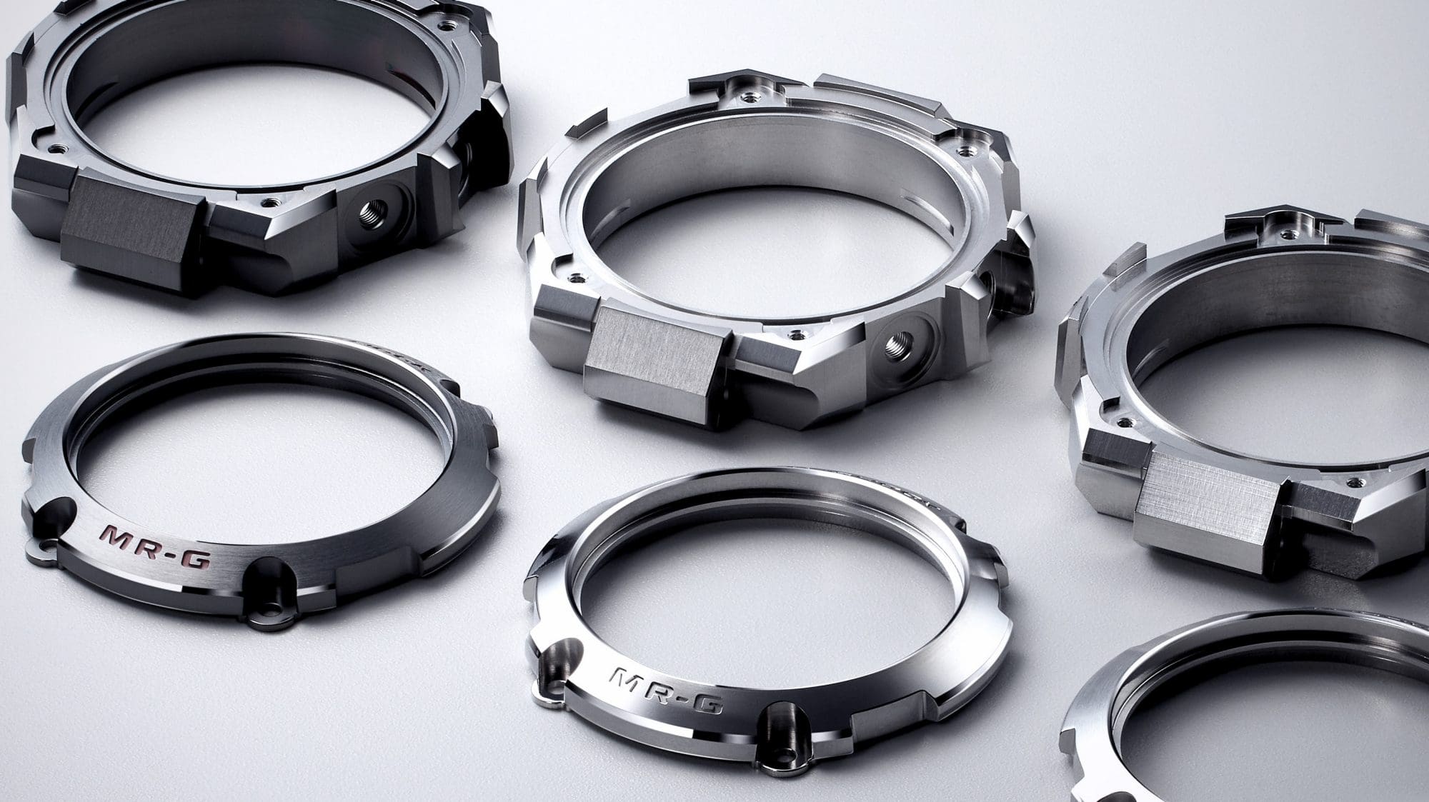 Polished MRG Bezel and Watch Case