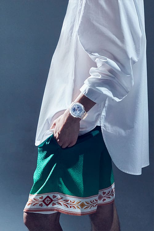 G-Shock Fashion Photo, Model wearing GA2100BM-7A5 silver dialed  analog digital watch