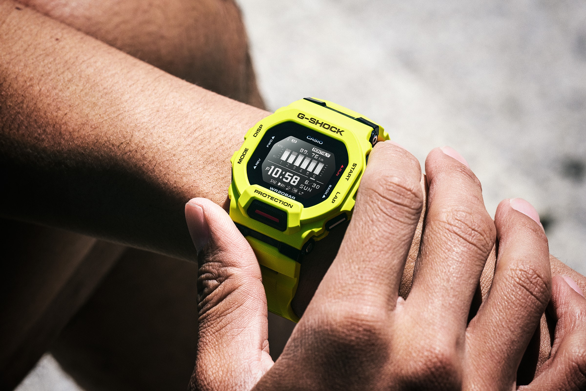 G-SHOCK GBD-200 em uso