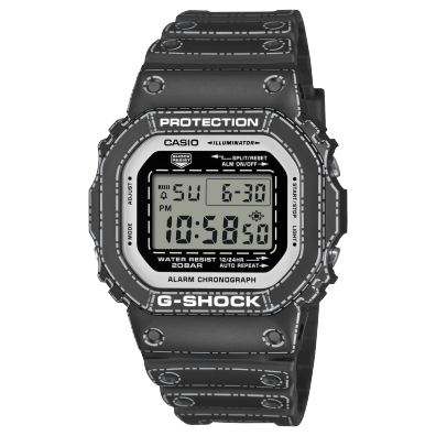 CASIO G-SHOCK デジタル腕時計 シルバー本体と1コマ image.png