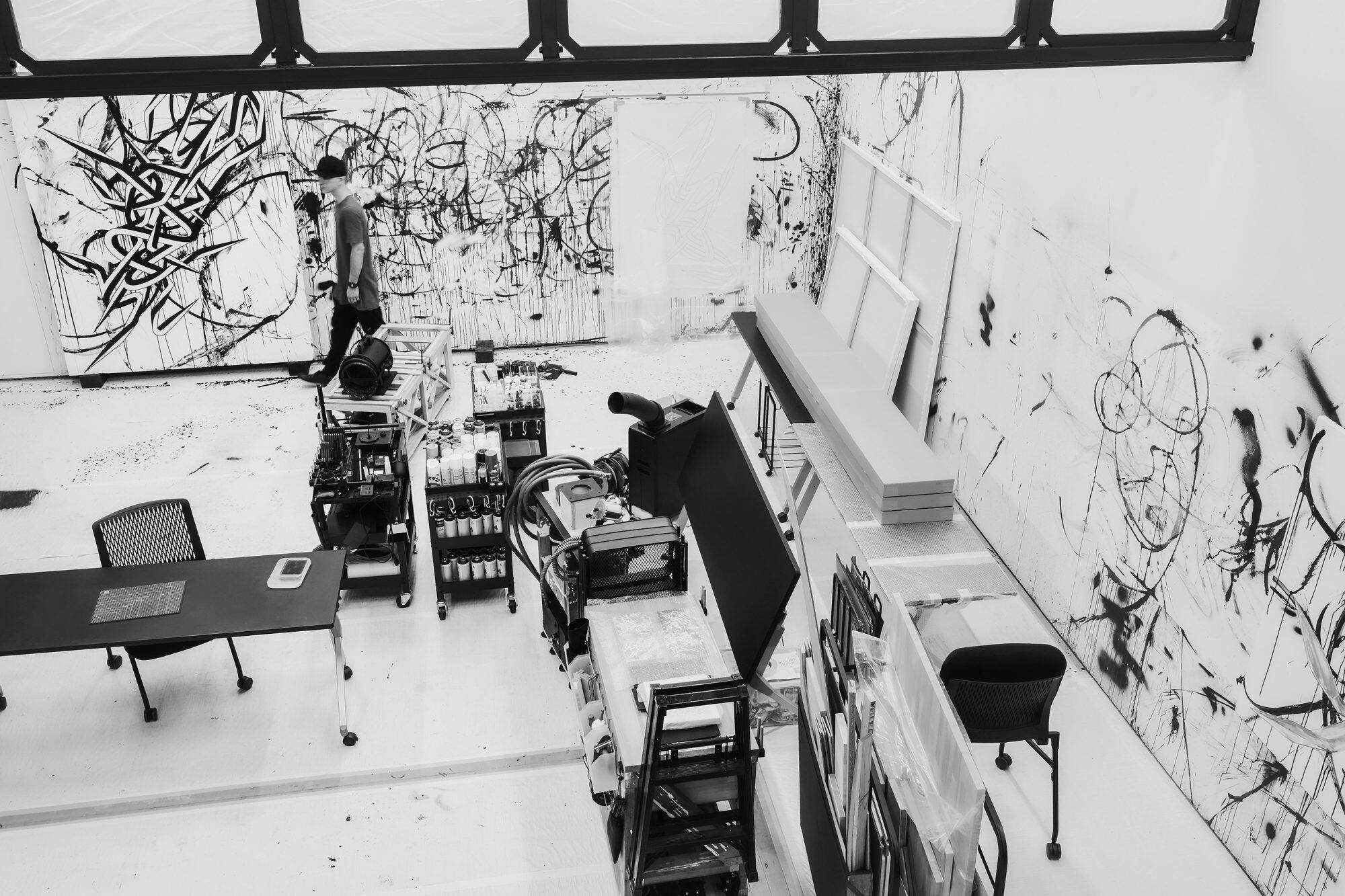 Vogelperspektive auf das Atelier von Enrico Isamu Oyama