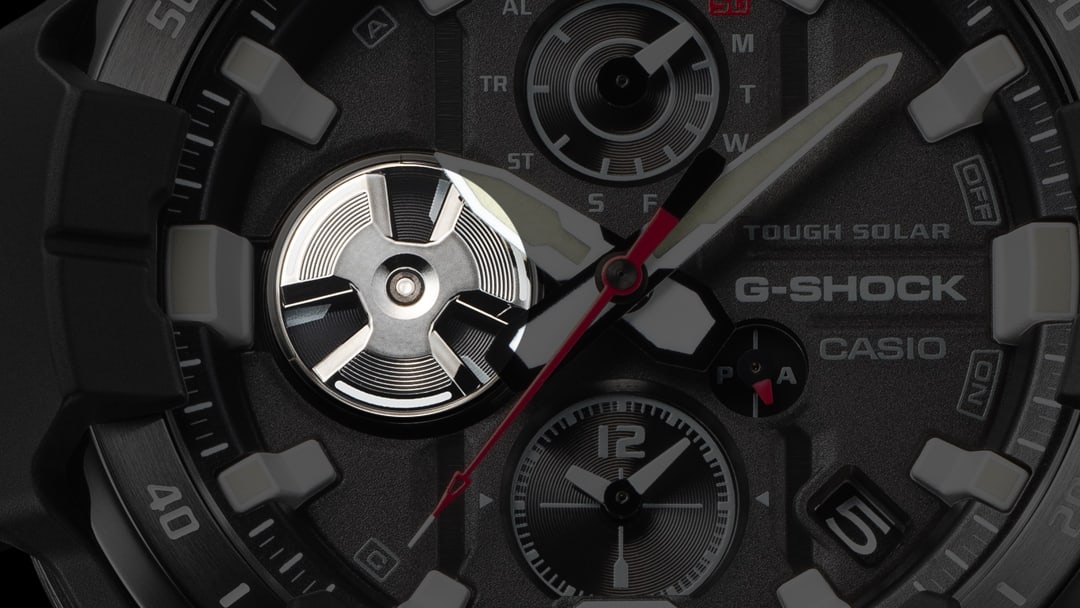 Detailansicht der Drehscheibenanzeige einer Casio G-Shock Gravitymaster GR-B300 Pilotuhr 