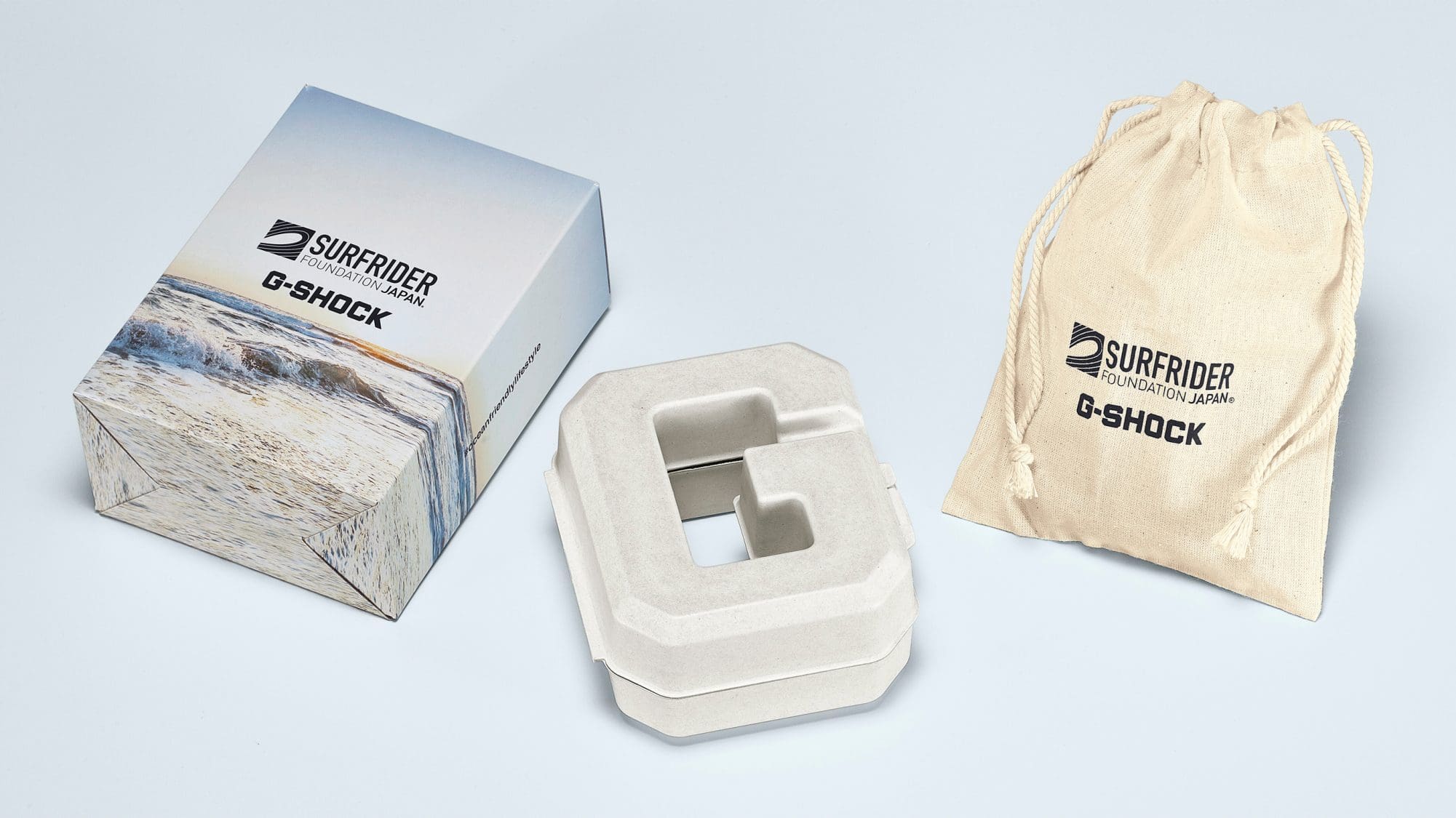 Sonderverpackung und Baumwollbeutel der Surfrider Collaboration-Uhr mit Branding