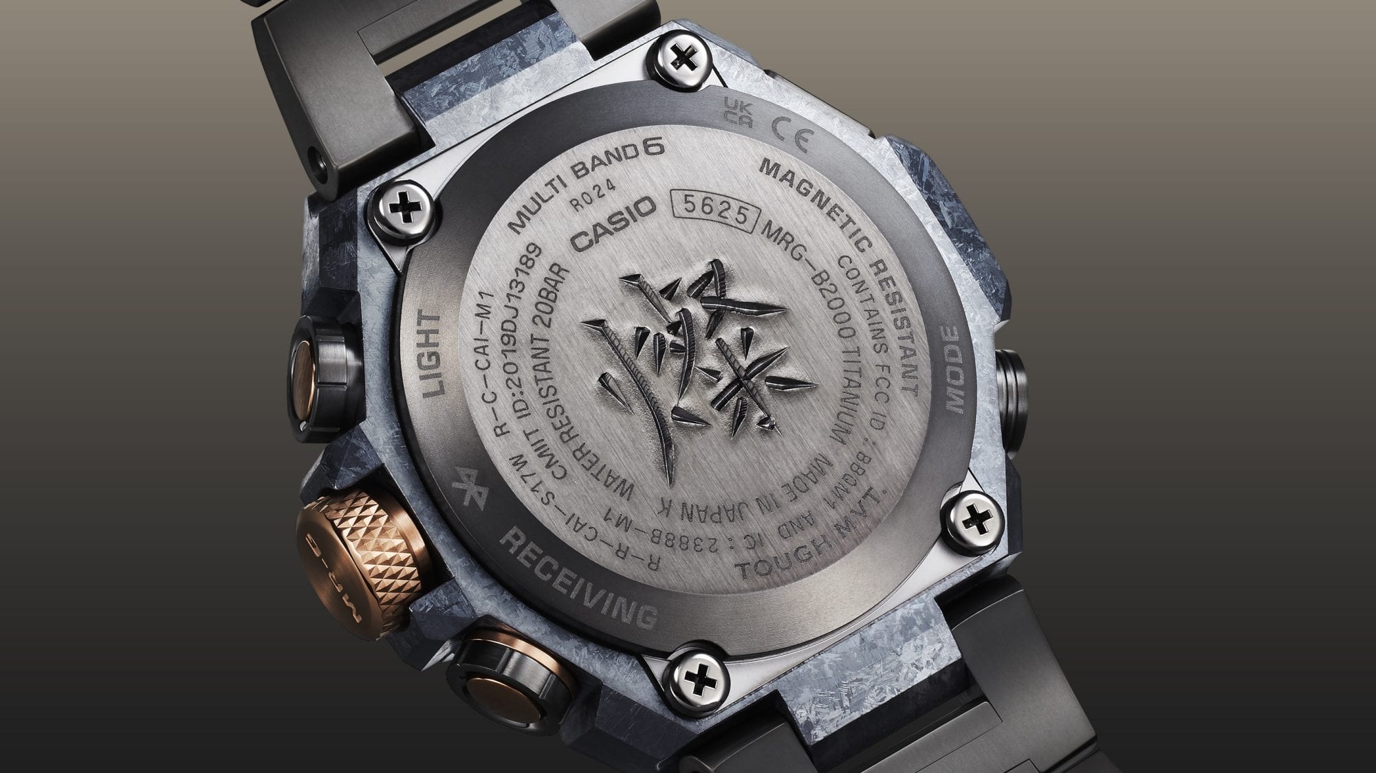Gravur auf dem Gehäuseboden der MRG-B2000JS Armbanduhr.