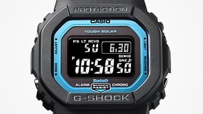 Das Display der schwarzen G-Shock GW-B5600-2 mit blauem Rand