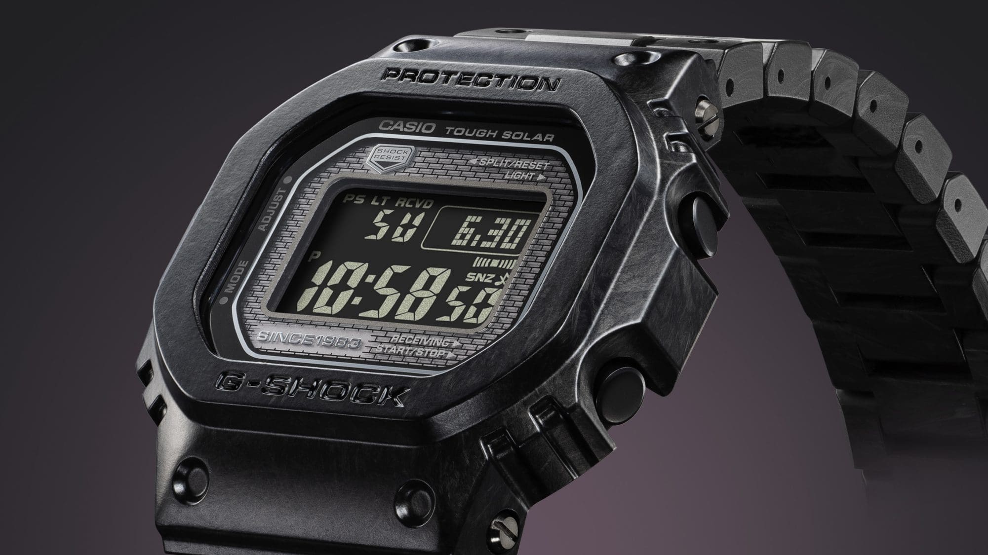 Side view of the display of the GCW-B5000UN-1 digital watch with display frame in the legendary brick design