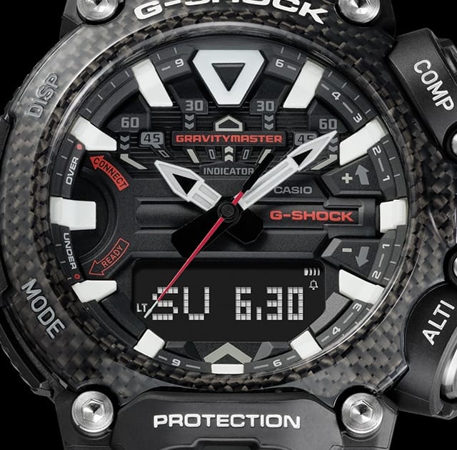 Close-up of the hybrid watch's display