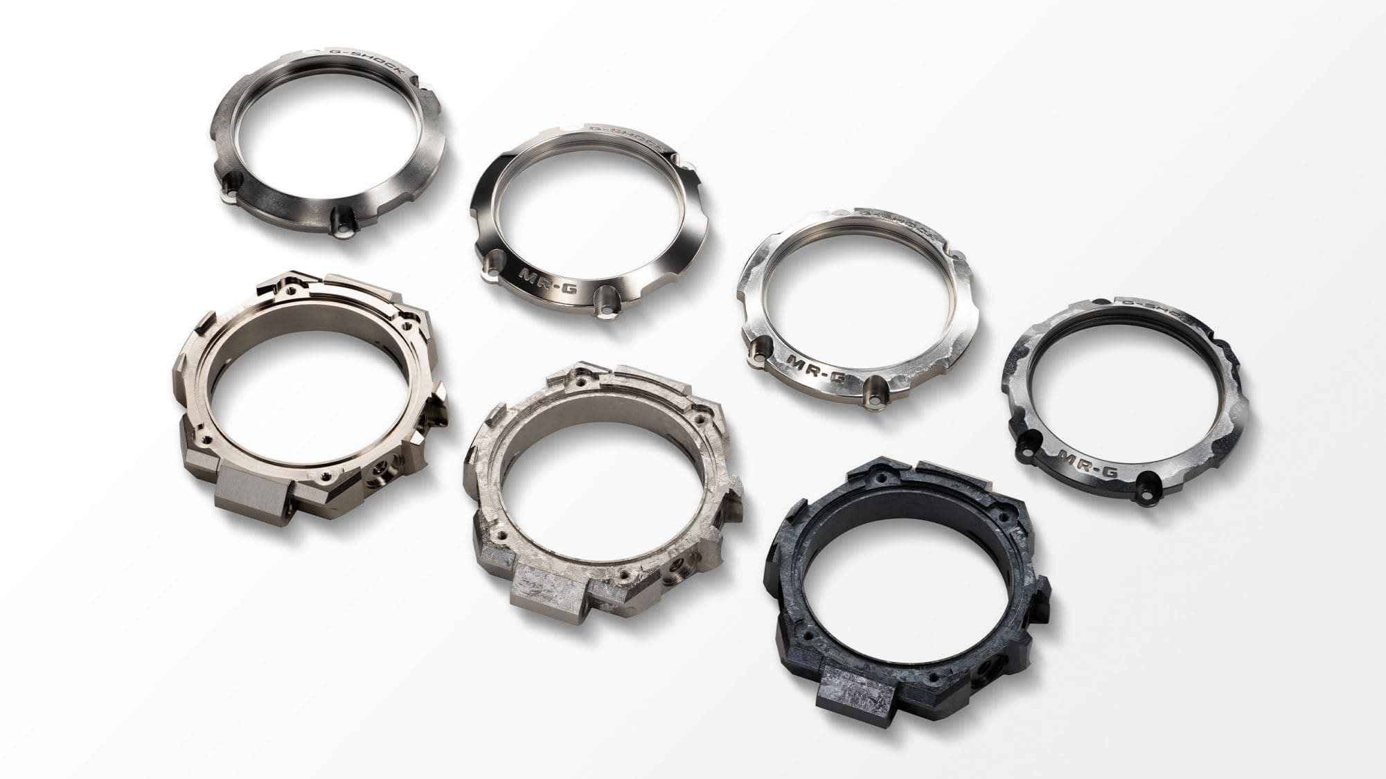Recrystallized hybrid titanium bezel evokes the beauty of the katana blade