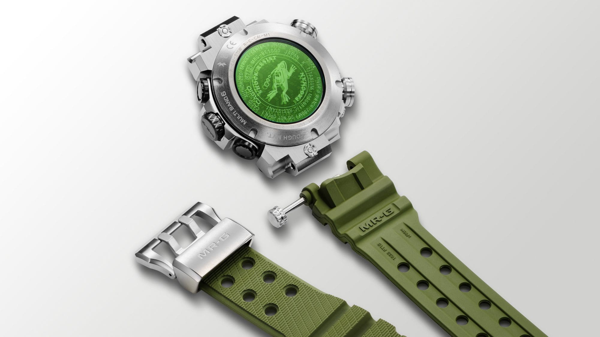 Dura Soft band for a lightweight and comfortable fit on the wrist