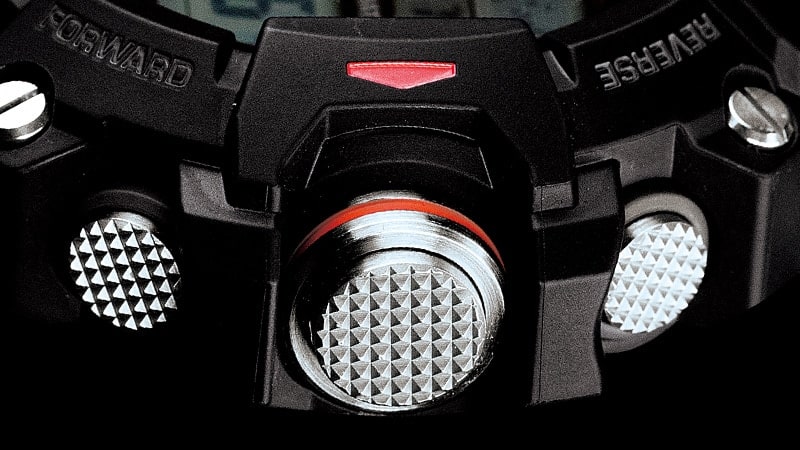 Cylindrical button guard structure