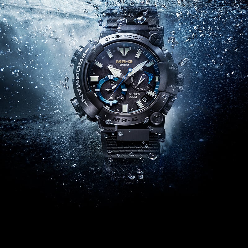 MR-G Frogman MRGBF1000R1A displayed under water