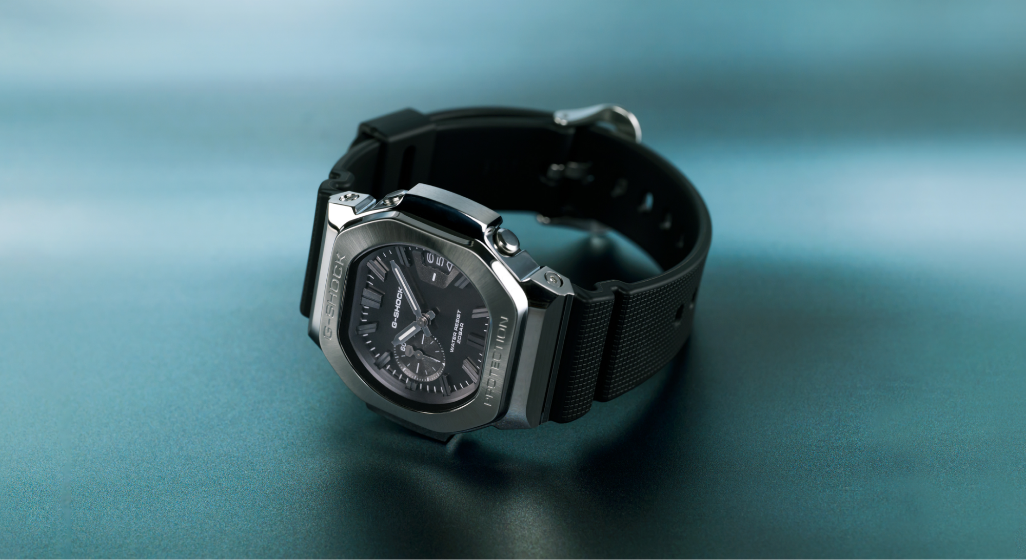 Foto tampilan penuh dari G-SHOCK GMC-2500-1A