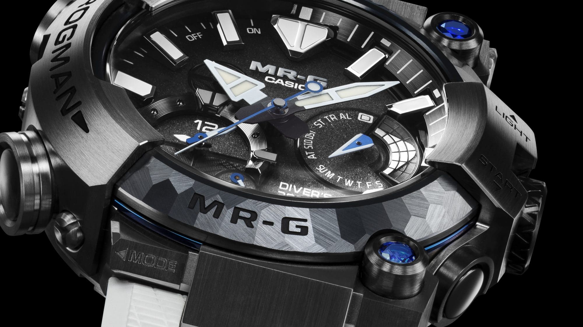 日本の匠が手がけた美麗なカッティングをピックアップしたMRG-BF1000EB写真