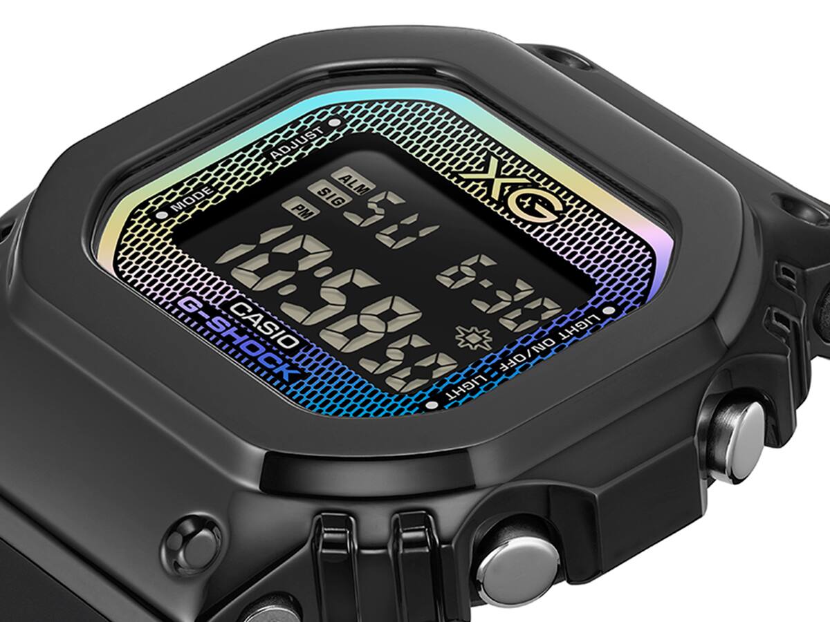 រូបថតប្លង់ជិត G-SHOCK GM-S5600XG។