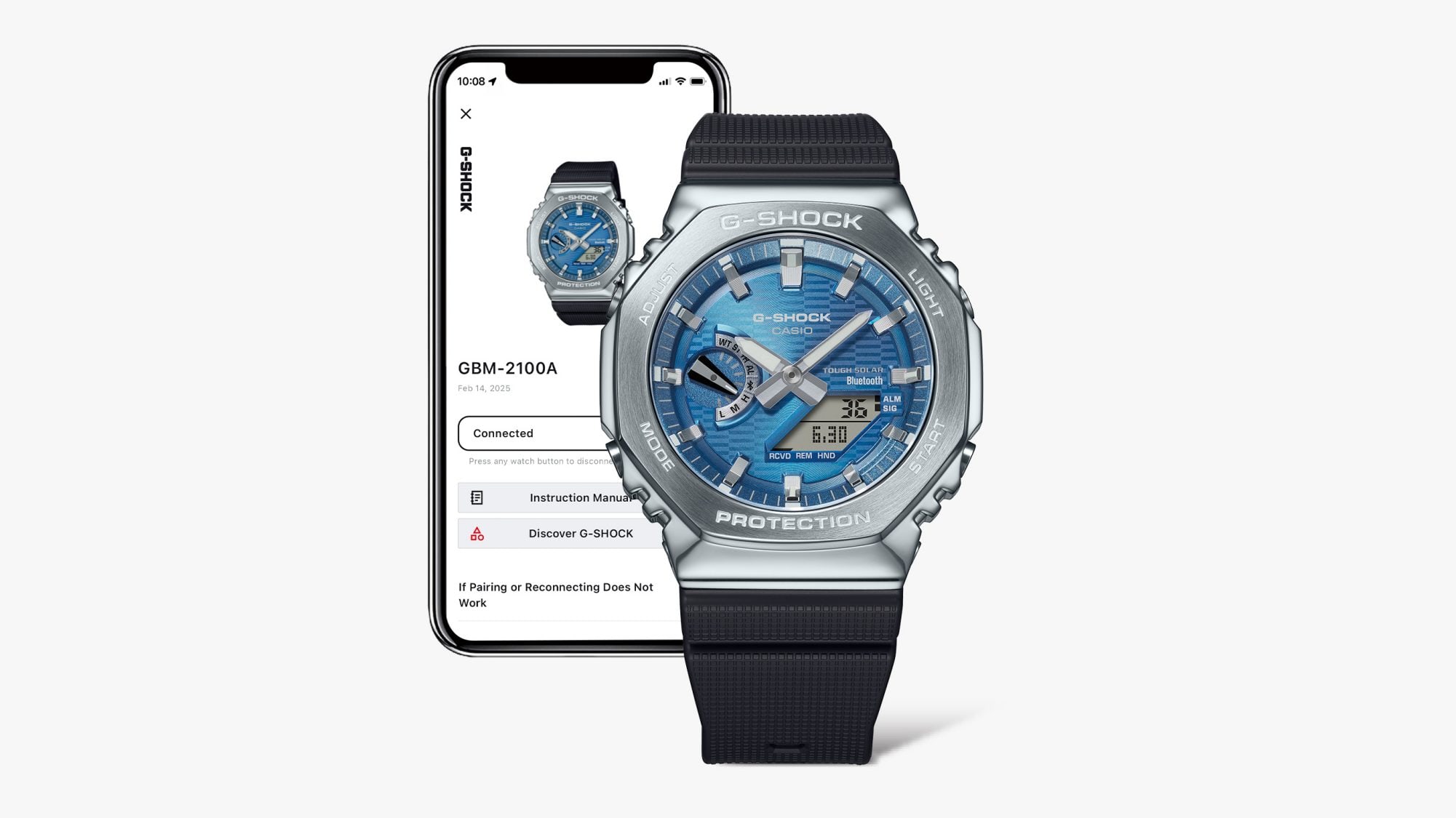 Het blauw-zwarte GBM-2100 polshorloge met Bluetooth®-verbinding naast een smartphone met de CASIO Watches App.