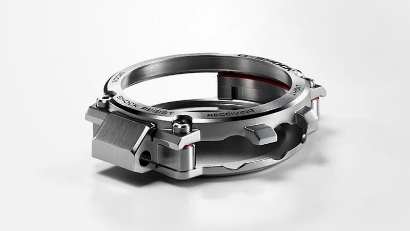 Buitenste metalen kast van het MTG-B1000 polshorloge