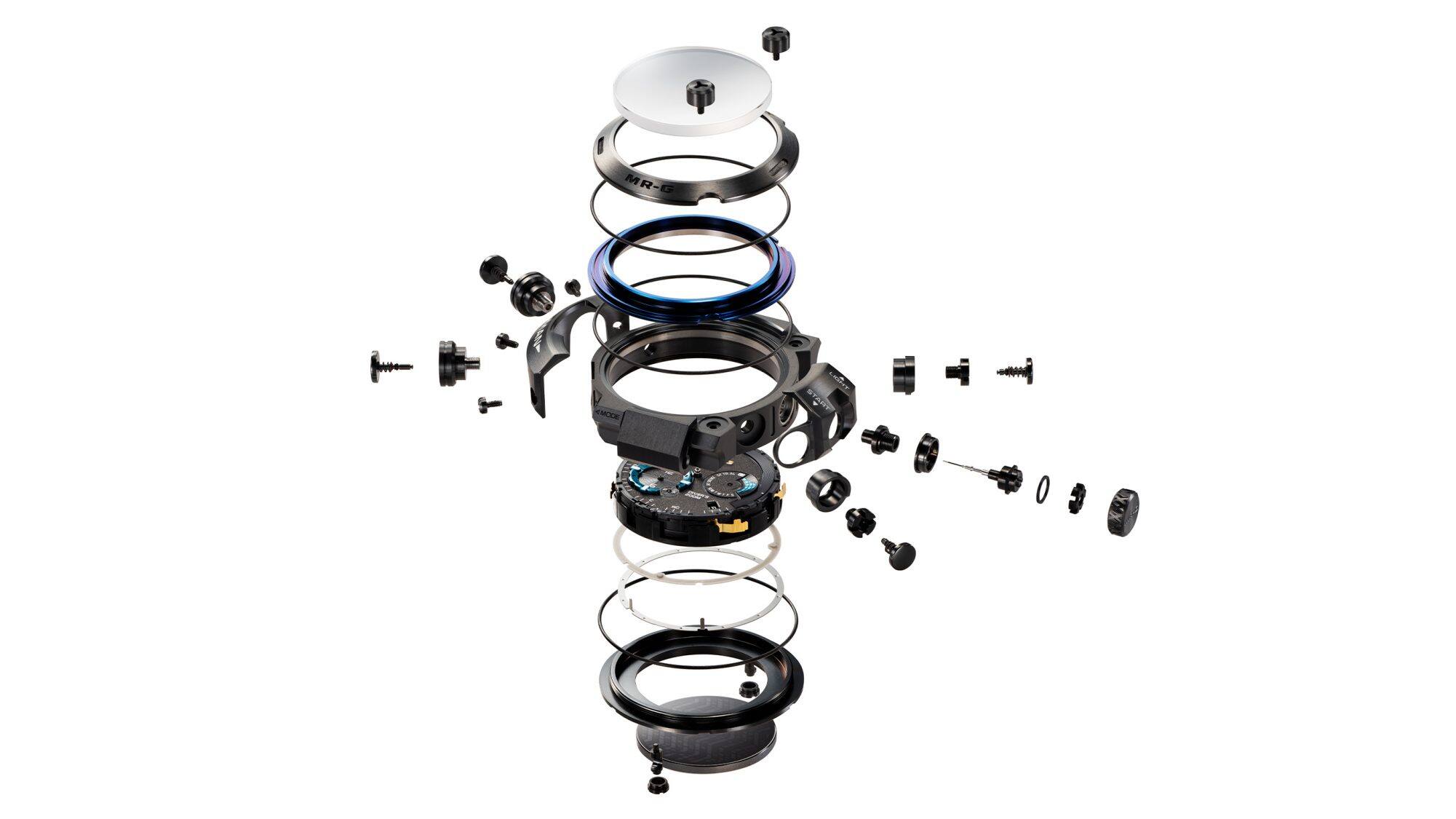 Os componentes individuais da caixa de titânio de um relógio de pulso Casio G-Shock MRG-BF1000B com estrutura multi-componente